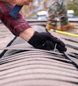 How To Choose An Appropriate Roof Contractor