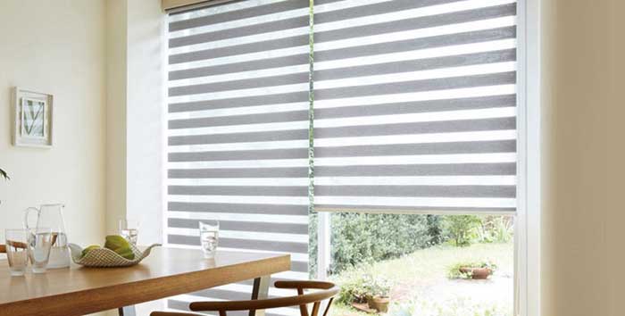 roller-blinds-in-home